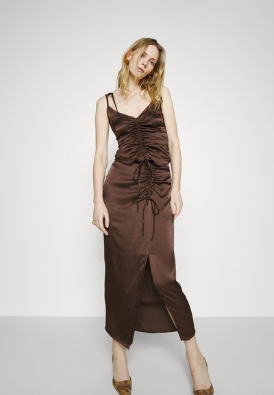 Elleme SHOULDER STRAP TOP - Blouse - brown