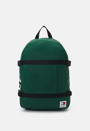 Tommy Jeans DAILY STERNUM BACKPACK UNISEX - Mochila - court green