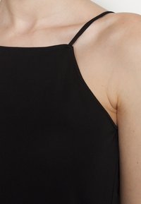 Pieces PCKATELYNN STRAP MIDI DRESS - Φόρεμα ημέρας - black