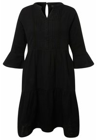 Vestito nero con scollatura alta, maniche a 3/4 svasate, patta con bottoni, dettagli plissettati e gonna a strati. Realizzato in tessuto leggero.