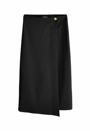 Svart omslagskjol i mjukt tyg, med sidostängning och en guldfärgad detalj, samt knälång längd.