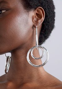 Cult Gaia TRIA SMALL EARRING - Uhani - silver-coloured