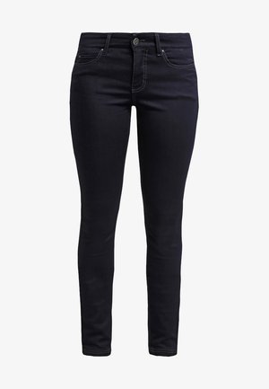 Schmale Jeans aus dunklem Denim mit einem klassischen Fünf-Taschen-Design, kontrastierenden Nähten und einem Knopfverschluss am Bund.