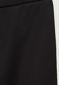 WE Fashion Kelnės - black