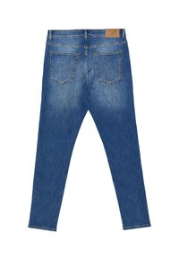 Jeans in denim blu con una vestibilità slim, cinque tasche e una finitura sbiadita. Presentano una patch in pelle sulla cintura con informazioni sul marchio.