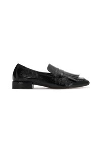 Zwarte lakleren loafers met een platte hak, voorzien van een franjesaccent op de teen en een gladde, glanzende textuur.