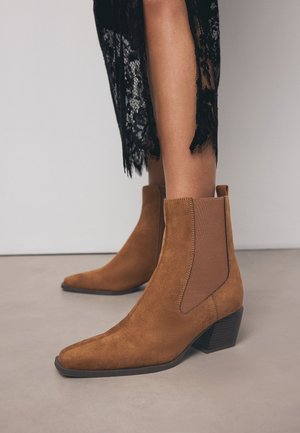 Next, REGULAR FIT - FOREVER COMFORT CHELSEA STYLE WESTERN - Lage laarzen - new brown