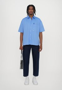 BLUEMARBLE INK STAINED SHIRT - Πουκάμισο - blue