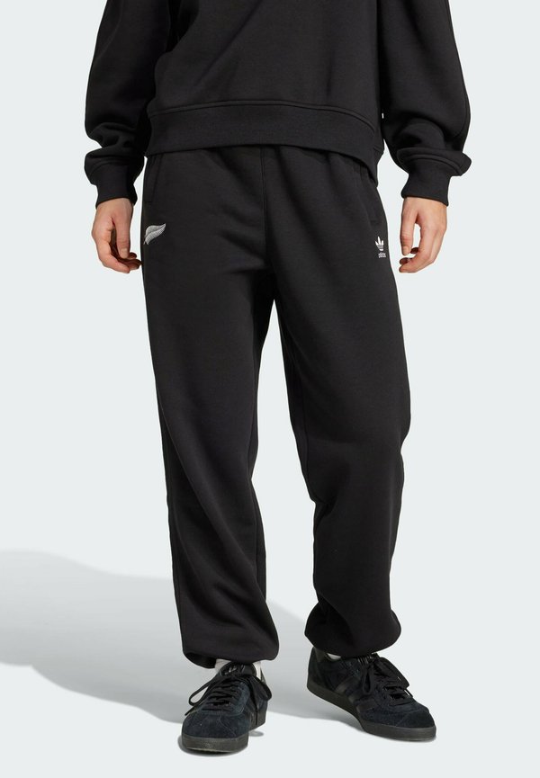 ALL BLACKS ESSENTIALS FLEECE LOOSE - Jogginghose