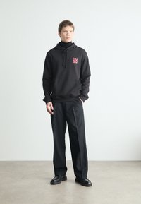 HUGO DIMONIHOOD - Felpa - black