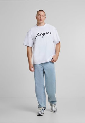 FRONT LOGO - T-shirt med print - white