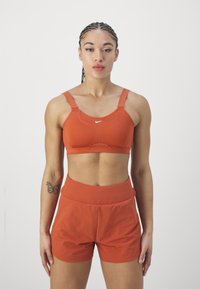 Nike Performance ALPHA BRA - Sujetadores deportivos con sujeción alta - burnt sunrise/white