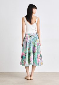 Marc Cain Gonna a campana - light green