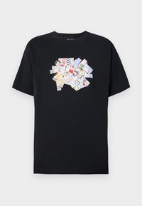 ATHLETICS TICKET UNISEX - Nyomott mintás póló - black