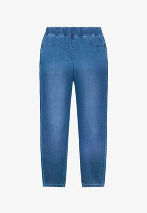 Niebieskie spodnie z denimu z elastycznym pasem, przednimi kieszeniami i zwężanymi nogawkami, prezentowane na białym tle.