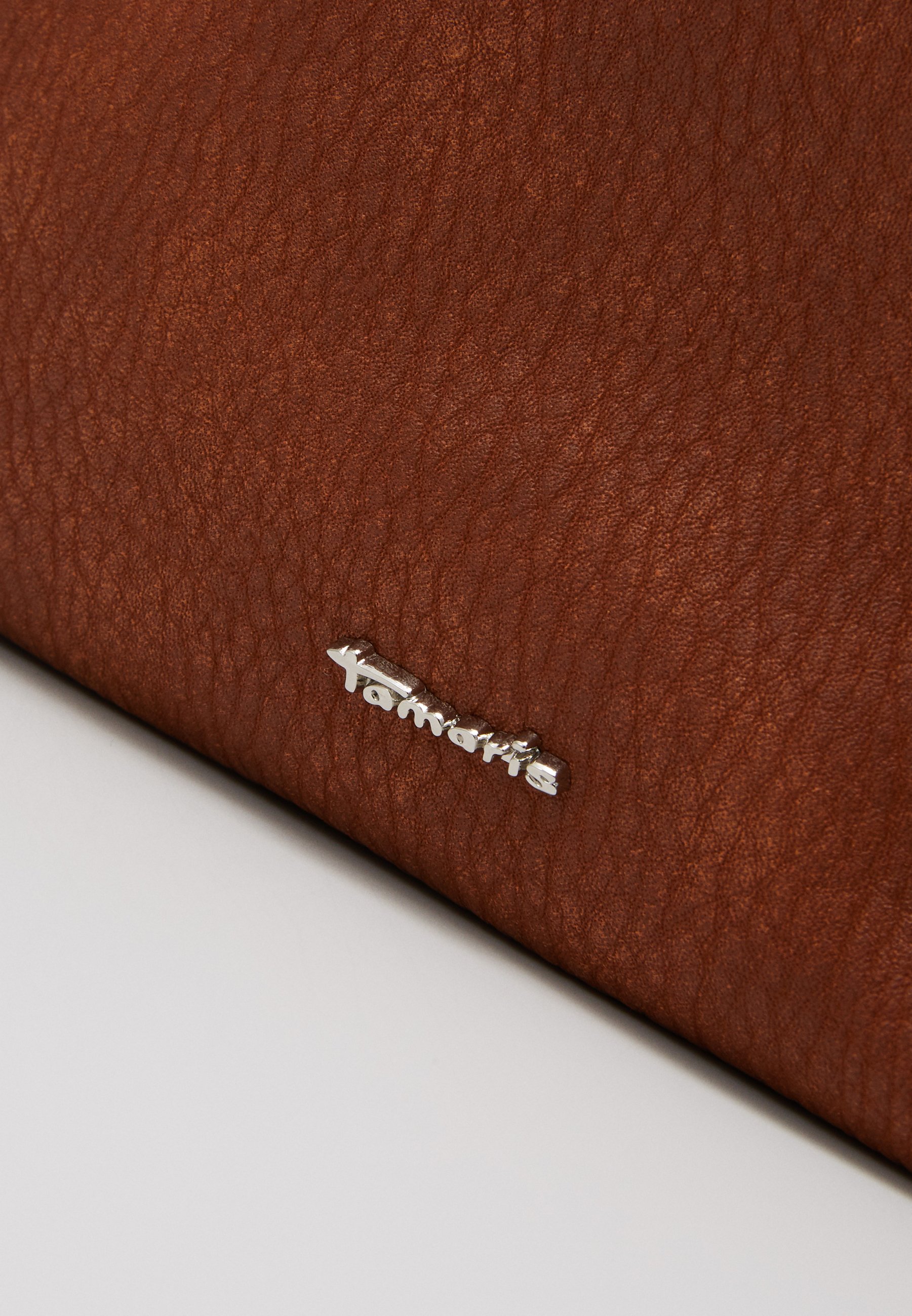 Tamaris ANNELIE Skulderveske cognackonjakk Anna Field LEATHER Dataveske cognackonjakk Zalando.no