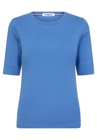T-shirt blu a maniche corte realizzato in tessuto morbido, con scollatura rotonda e dettagli di cucitura discreti lungo le maniche e l'orlo.