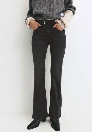 LOW-RISE  - Bootcut-farkut - black