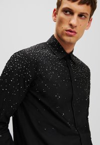 KARL LAGERFELD RHINESTONE DEGRADÉ - Chemise - black