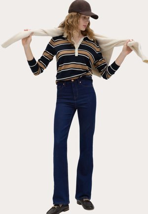 Marks & Spencer Eva - Vaqueros bootcut - blue denim