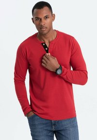 Ombre Langarmshirt - red