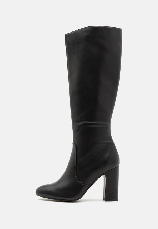 High heeled boots