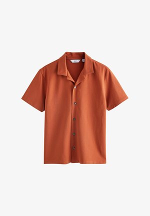 Lühikeste varrukatega, kaelusega särk roostepunases värvitoonis, millel on sile tekstuur, nupuga esitasku ja peened õmbluse detailid.