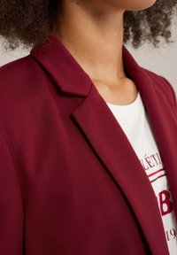 WE Fashion GETAILLEERDE - Blazer - red