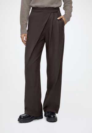 Vero Moda, VMSCARLETT WIDE WRAP PANT - Wide leg - chocolate torte