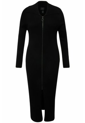 Vestido midi de punto acanalado negro de manga larga con cremallera frontal y dobladillo partido, con cuello redondeado y silueta ajustada.