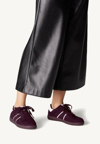 Tamaris Sneakers basse - bordeaux