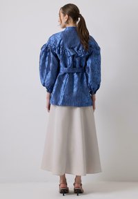 Thumbnail Image 3