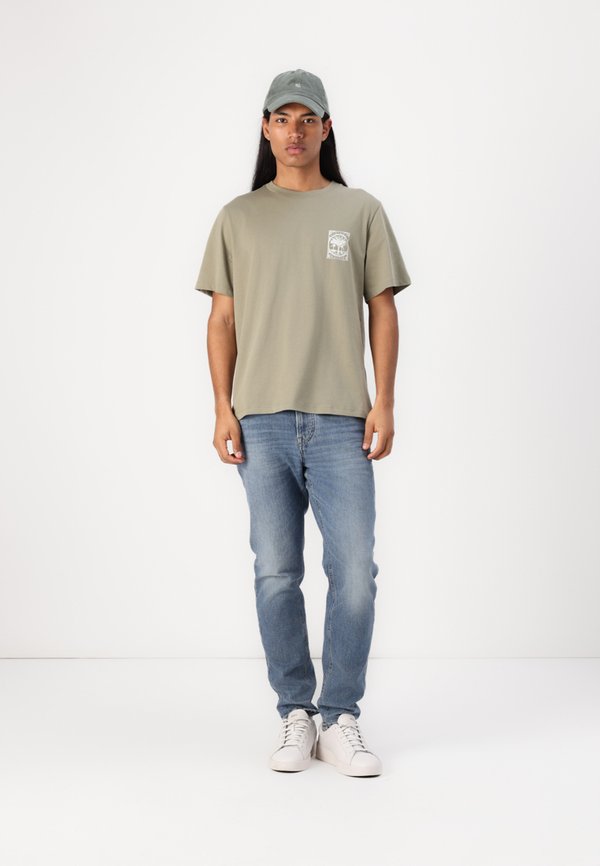 SLHBOSMA O NECK TEE - Print T-shirt - vetiver2