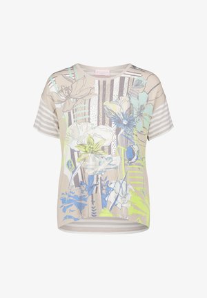 Beżowa koszulka z krótkim rękawem z pionowymi paskami i pastelowymi kwiatowymi wzorami w kolorach niebieskim, zielonym i żółtym, z okrągłym dekoltem.