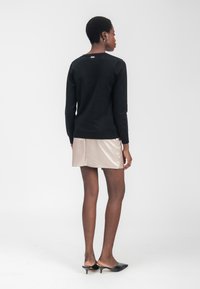 INFLUENCER Strickjacke - black