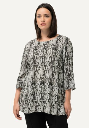 Ulla Popken Blouse