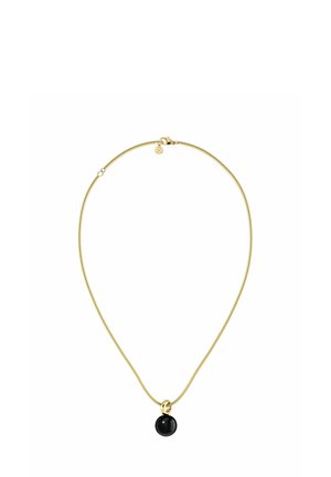 Guld kæde halskæde med rundt sort vedhæng og en lille guldring, der forbinder vedhænget til kæden.