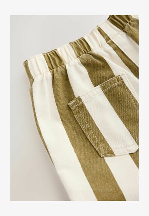 Zöld és fehér csíkozott nadrág, rugalmas derékkal. Hátsó zsebet és texturált pamut anyagot tartalmaz.