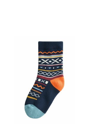 Mörkblå socka med flerfärgade geometriska mönster, med orange och teal-accenter, ribbat överkant och förstärkt tå.