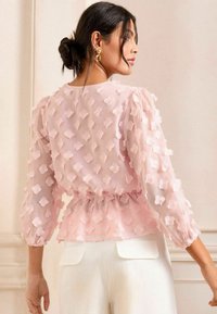 Love & Roses REGULAR FIT - 3D FLORAL BLUSH WITH PEPLUM - Pluus - blush pink