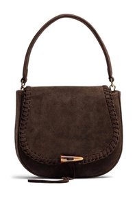 Borsa in suede marrone con forma curvata, cuciture intricate lungo il bordo e un dettaglio di chiusura unico in un colore a contrasto.