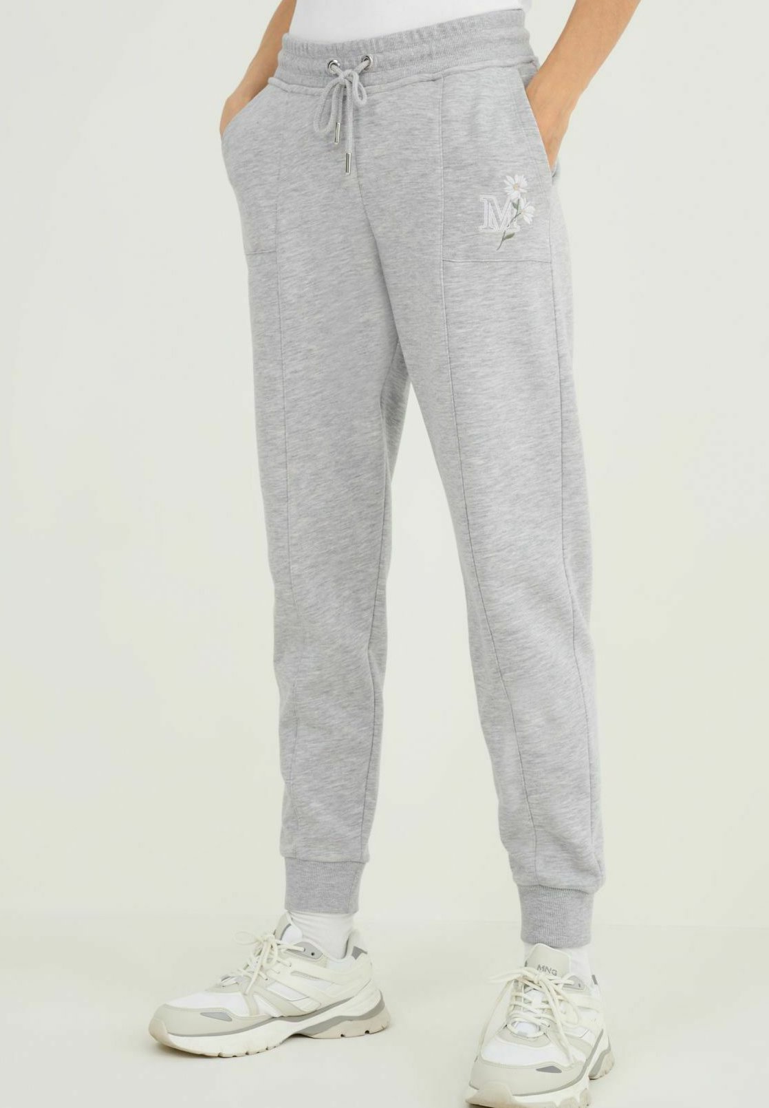 CLOCKHOUSE Pantalones deportivos - light blue/azul claro - Zalando.es