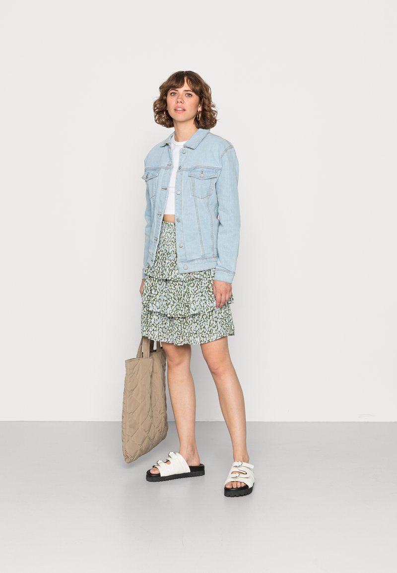 Damen Leichte Jacken | Denim Project MONA RELAX JACKET Jeansjacke sky blue/light-blue denim - HE78607 Damen Leichte Jacken | Denim Project MONA RELAX JACKET Jeansjacke sky blue/light-blue denim - HE78607
