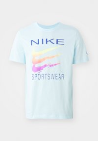 Unselected, glacier blue