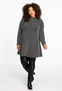 YOEK Strickkleid - black