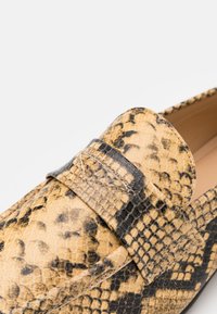 GANT KLEMENT LOAFER - Slipper - beige/earth