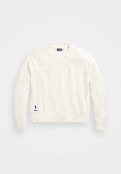 Suéter de malha em creme claro com punhos e barra canelados. Apresenta um decote redondo e um pequeno logótipo azul do lado esquerdo.