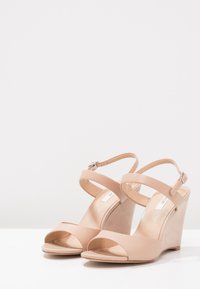 KIOMI High heeled sandals - nude