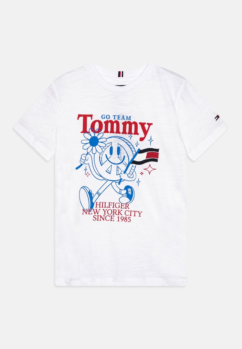 Tommy Hilfiger FUN TEE - Triko s potiskem - white