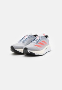 adidas Performance ADIZERO BOSTON 12 - Pantofi de alergare pe asfalt - halo silver/solar red/dash grey